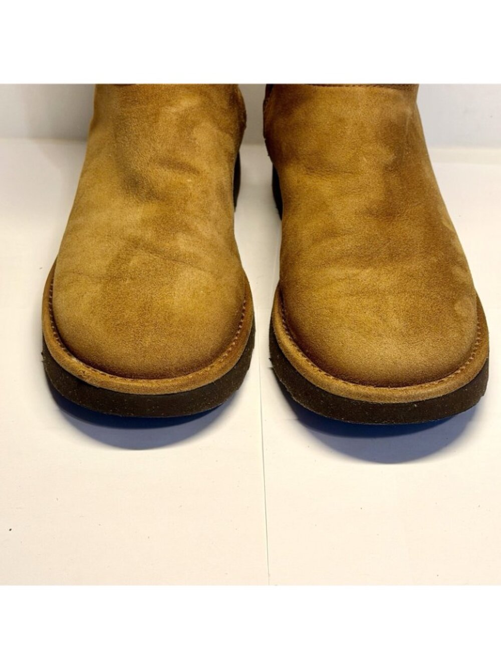 UGG Abree Women Mini Ankle Sheepskin Brown Suede Boots Size 6US 37EU - Picture 2 of 10